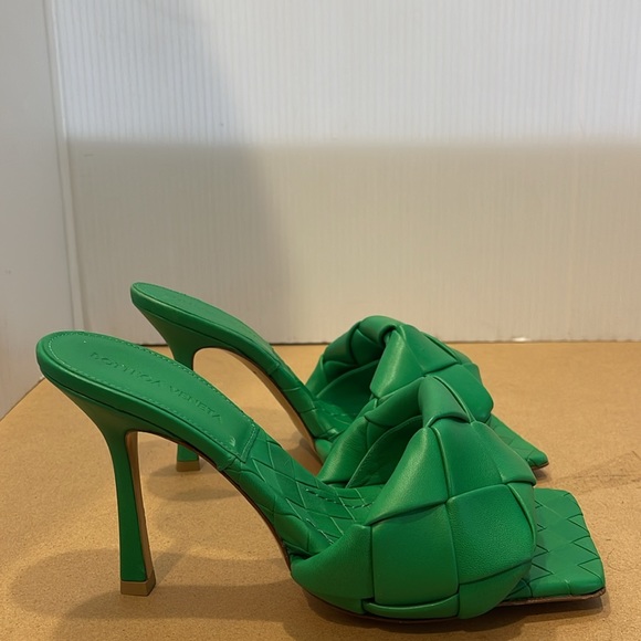 Bottega Veneta Lido Mules - Picture 5 of 10